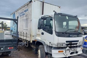 Isuzu   FTR Isuzu   FTR
