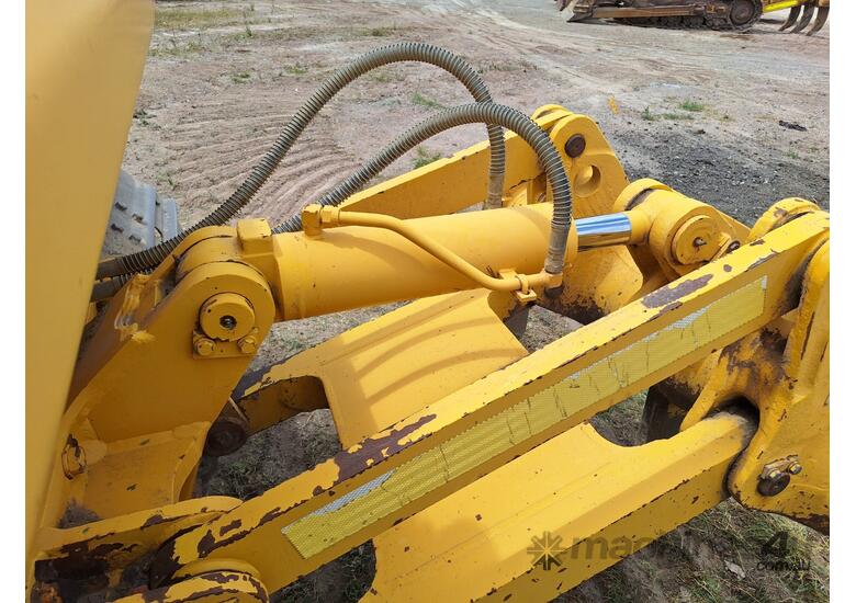 2015 Komatsu D65PXi-18 Dozer (Steel Track)