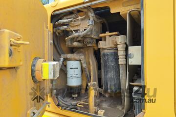 2015 Komatsu D65PXi-18 Dozer (Steel Track)