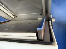 Vacuum packer E Vac AV8 Year 2013 - picture2' - Click to enlarge