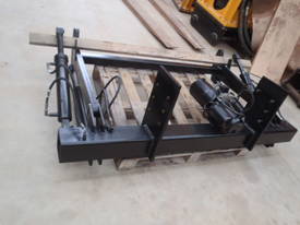 2 Ton Tailgate Loader - picture1' - Click to enlarge