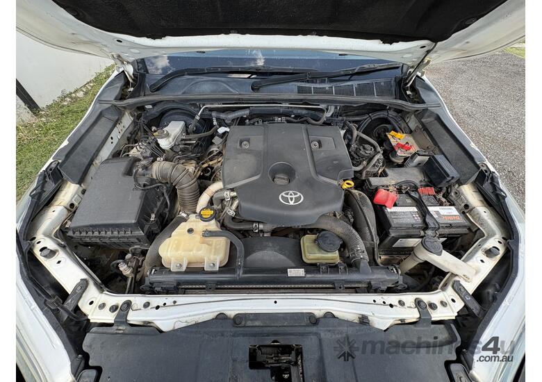 2015 Toyota Hilux Workmate 4x4 Dual Cab Ute