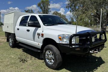 RAM 2500HD Cummins Turbo Diesel 4x4 Dualcab Traytop with Canopy Service Truck. Ex Govt.