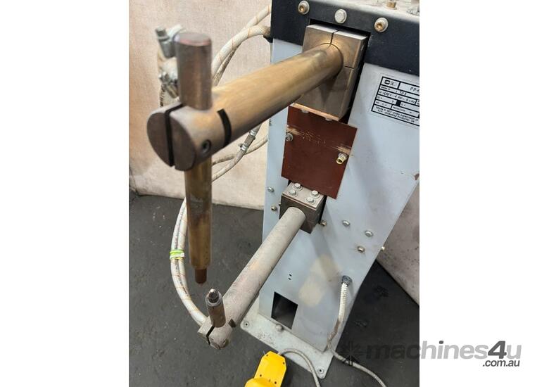 SIP PP-15 spot welder 15kva with CSW-02 control, pneumatic operation 
