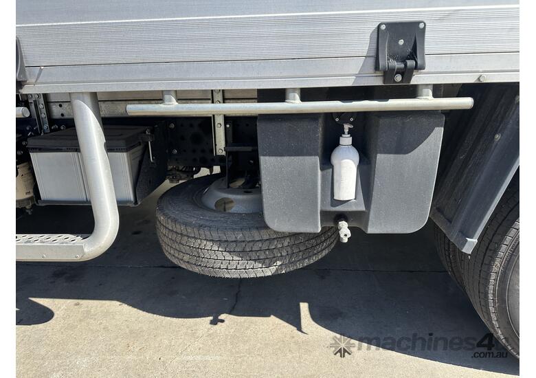 2024 Isuzu NPR 45-155 4x2 Tray Truck