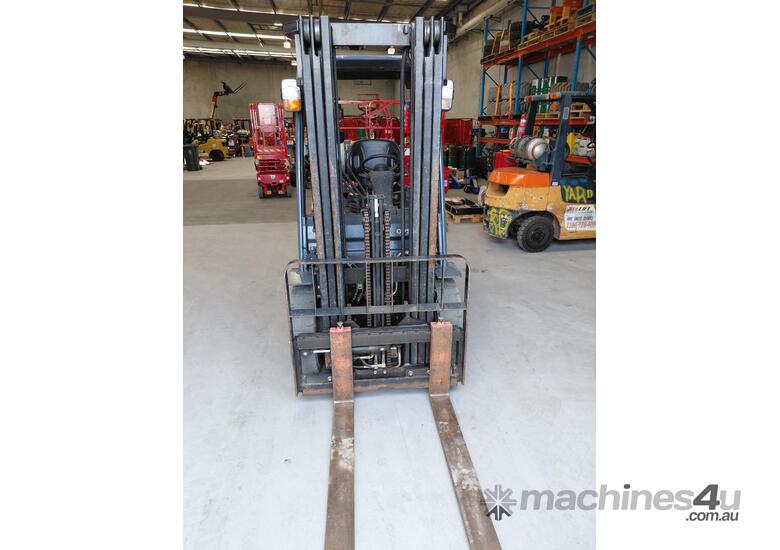 Used Toyota 32-8FG25 2.5T