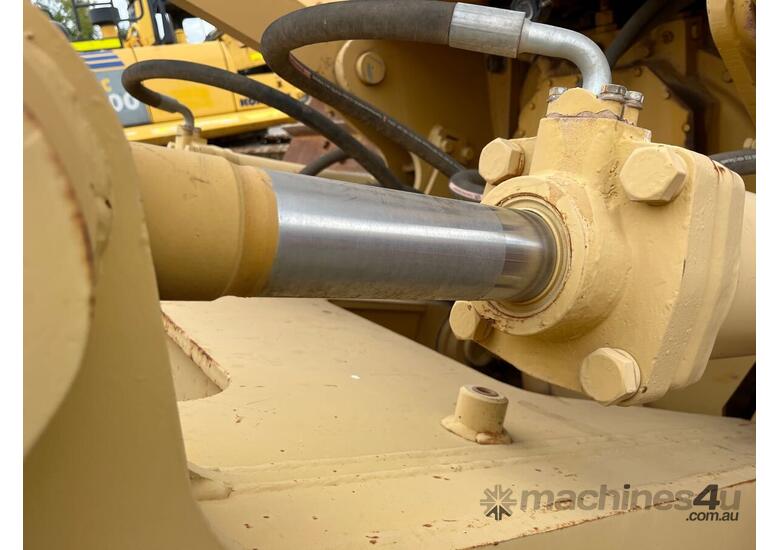 2005 Caterpillar D7R LGP Dozer