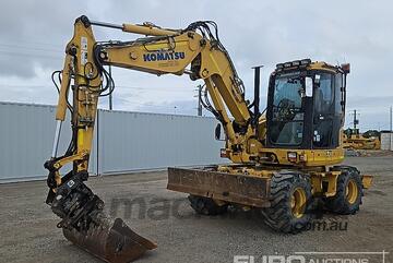 Komatsu 2015   PW98MR-8