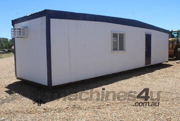 2010 Transporttable Builing 12x3m Office/Crib Room