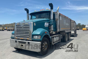 2016 Mack CMHR Trident Tipper & Quad Dog Combination