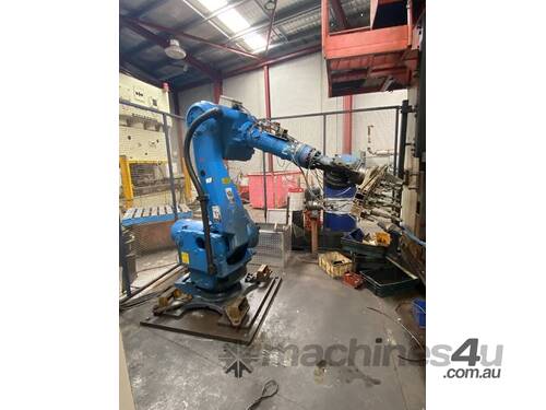 Motoman UP 130 Industrial Robot