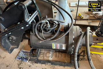 Digga SD80-7-380 Screw Anchor Drive, like new, E.M.U.S AS311