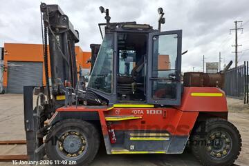 Wollongong Forklift: 2018 Toyota 10T Diesel, 2-Stage Standard Mast, 3.7m Lift!