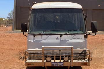 2015 Mitsubishi Fuso Rosa Bus