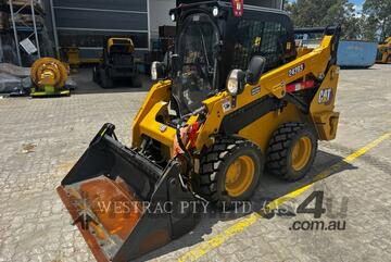CAT 242D3 Skid Steer Loaders