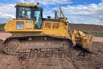 Komatsu 2020   D65PXI-18 PB137