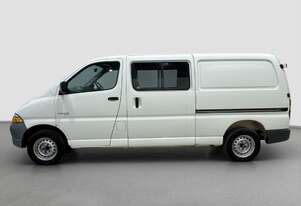 1999 Toyota Hiace Petrol LWB Van (Unreserved)