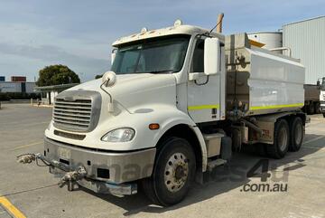 2015 Freightliner Columbia CL112 Water Cart