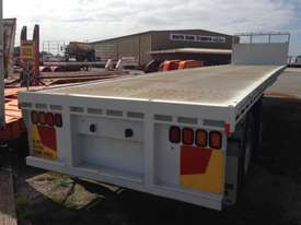 2004 VAWDREY TANDEM 40FT FLAT TOP - picture2' - Click to enlarge