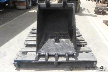 Universal Custom Bucket-GP Attachments