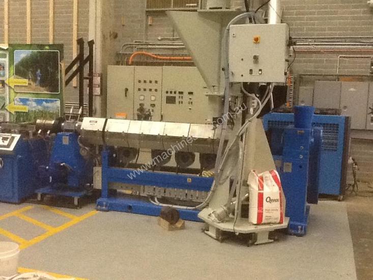 caption Telford Smith TSE-75.34V.55K Extruder (Single Scre
