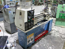Steelmaster SM-1440A centre lathe - picture0' - Click to enlarge