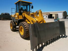 Brand New WCM 938K Wheel Loader - picture0' - Click to enlarge