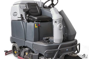 Nilfisk SC6500 ride-on Scrubber/dryer