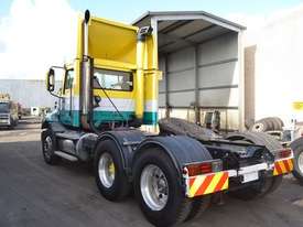 MACK VISION PRIME MOVER - picture0' - Click to enlarge