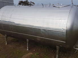 STAINLESS STEEL TANK, MILK VAT 4000 LT - picture0' - Click to enlarge