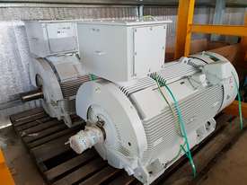 350 KW 2012 Toshiba Tmeic Electric Motor 6600 Volt 3 Phase BB30-PM-421000 Type IDF-CHKW11 Frame 400H - picture0' - Click to enlarge