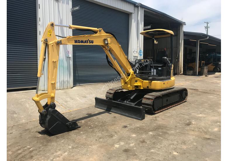 caption 2012 KOMATSU PC40MR MINI EXCAVATOR - PRICE DROP!!!