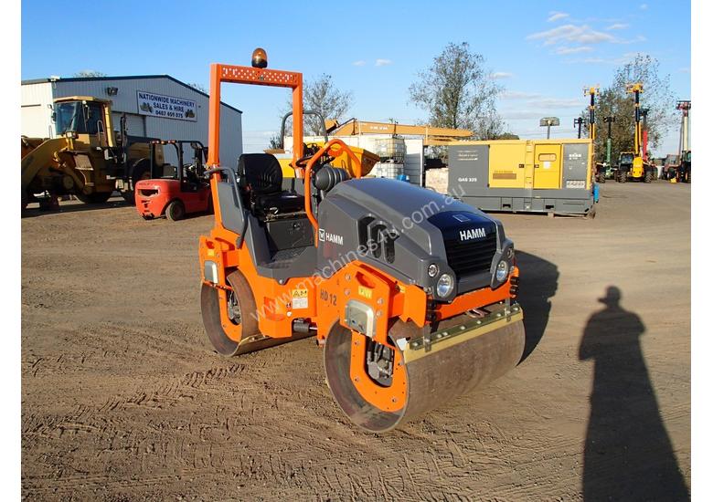 caption Hamm HD12VV Twin Drum Roller