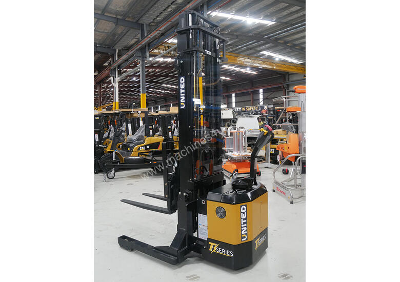 United T-Series NSX15EA Walkie Reach Stacker  | 1.5T Lift Capacity