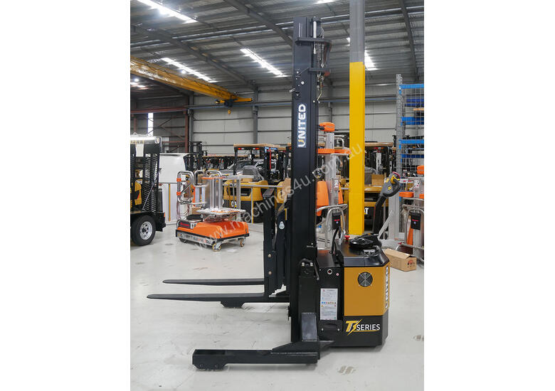 United T-Series NSX15EA Walkie Reach Stacker  | 1.5T Lift Capacity