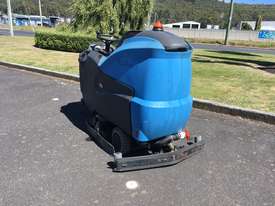 Battery Electric Sweeper/Scrubber - picture2' - Click to enlarge