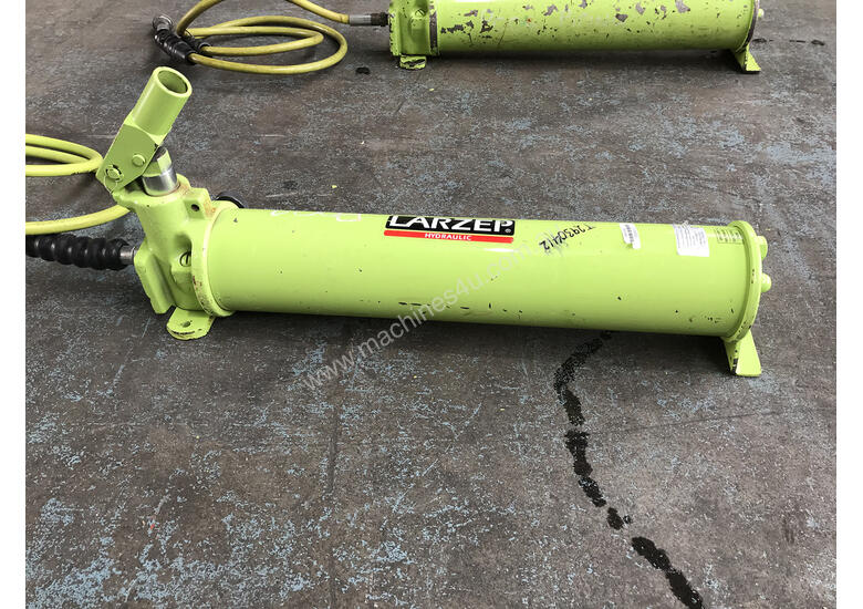 Used Larzep Larzep Hydraulic Single Acting Hand Pump W22307 Hydraulic
