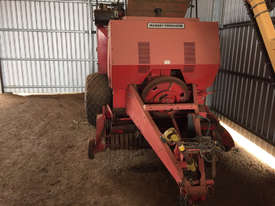 Massey Ferguson 190 Square Baler Hay/Forage Equip - picture2' - Click to enlarge