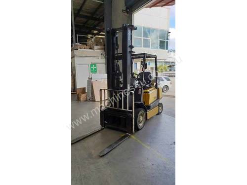 Yale GLP25TH Forklift