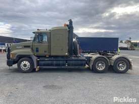 2001 Mack CH788RS - picture1' - Click to enlarge