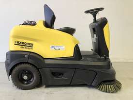 Karcher KM 90 60R Sweeper - picture2' - Click to enlarge