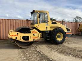 BOMAG BW211PD-4 - picture0' - Click to enlarge
