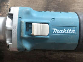 Makita Die Grinder 750 Watt 240 Volt High Speed GD0800C - picture0' - Click to enlarge