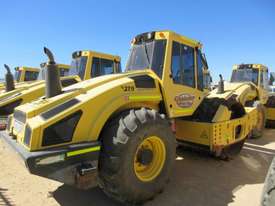 2012 BOMAG BW216PD-4 PAD FOOT ROLLER - picture2' - Click to enlarge