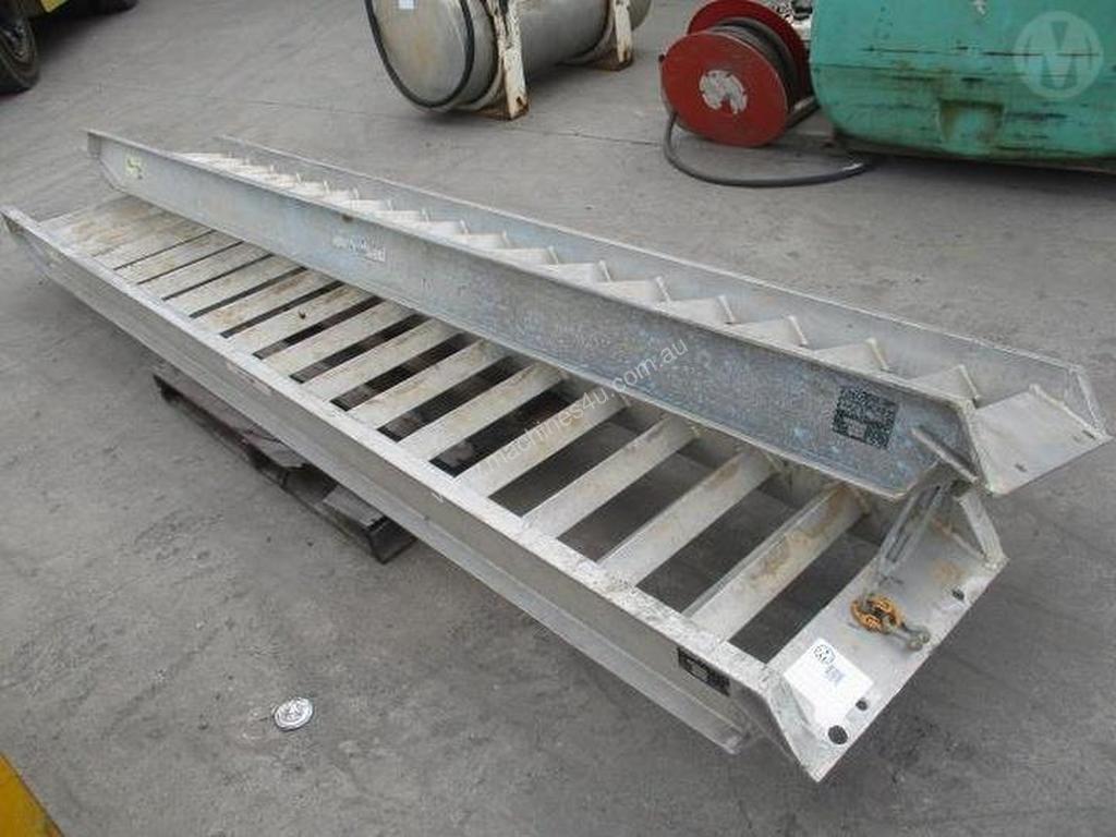 Used sure weld ALLOY LOADING RAMPS Loading Ramp in , Listed on Machines4u