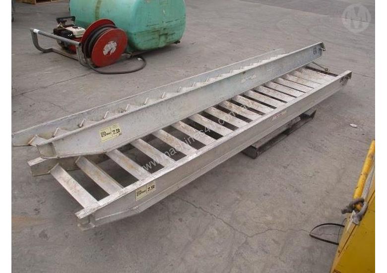Used sure weld ALLOY LOADING RAMPS Loading Ramp in , Listed on Machines4u
