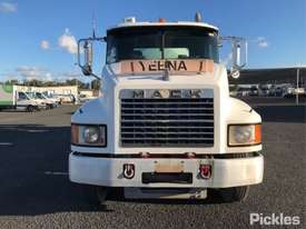 2006 Mack ML - picture1' - Click to enlarge