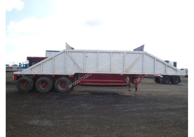 caption Byrne Semi Tipper Trailer