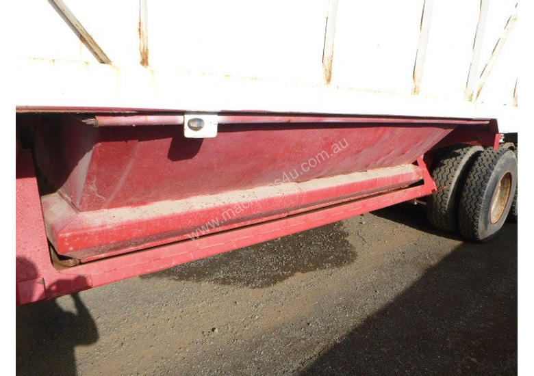 caption Byrne Semi Tipper Trailer