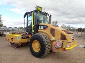 Caterpillar CP76 Padfoot Roller - picture2' - Click to enlarge